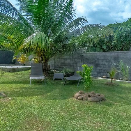 Villa Private House For Vacation, Castel Lamentin Exterior foto